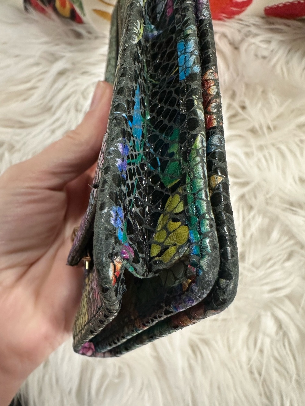 Lodis • Tropical Floral Textured Bi-Fold Wallet - Picture 11 of 14